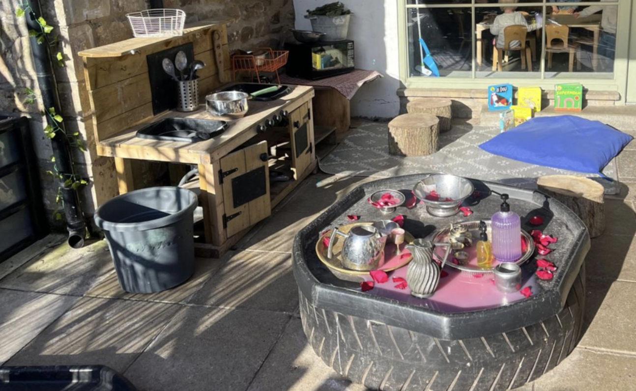 Kids playing in butterfly room